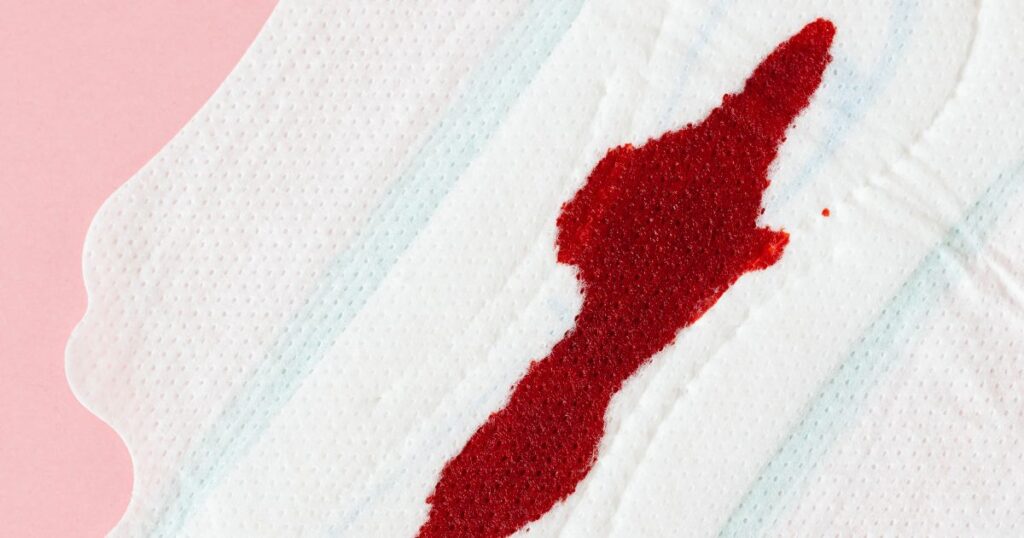 postpartum-bleeding-pad-with-blood-on