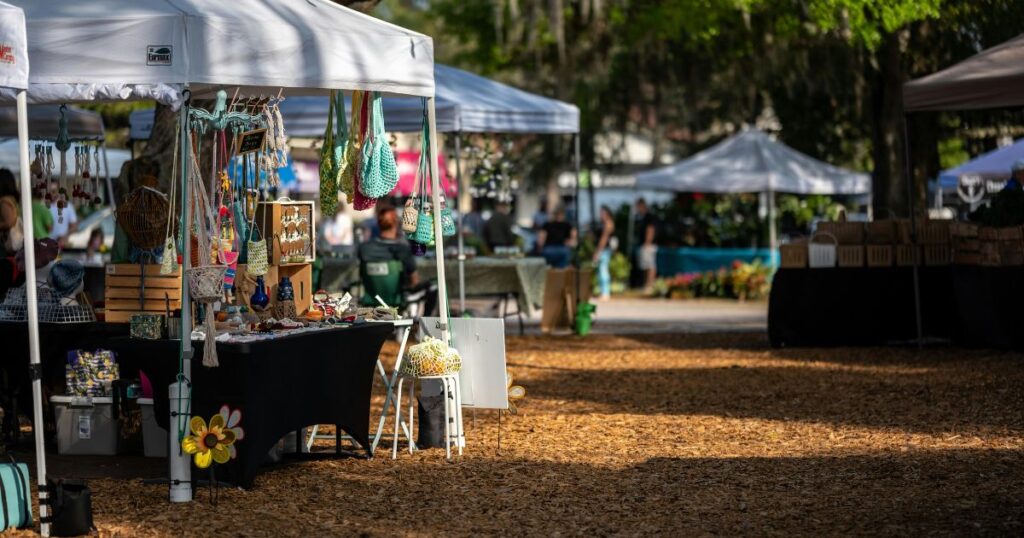 Farmers-market-Charlotte-NC-with-local-vendors-selling-crafts-and-handmade-products